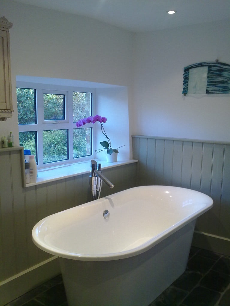 The Old Farmhouse - Bathroom -suzie-catlin-designs