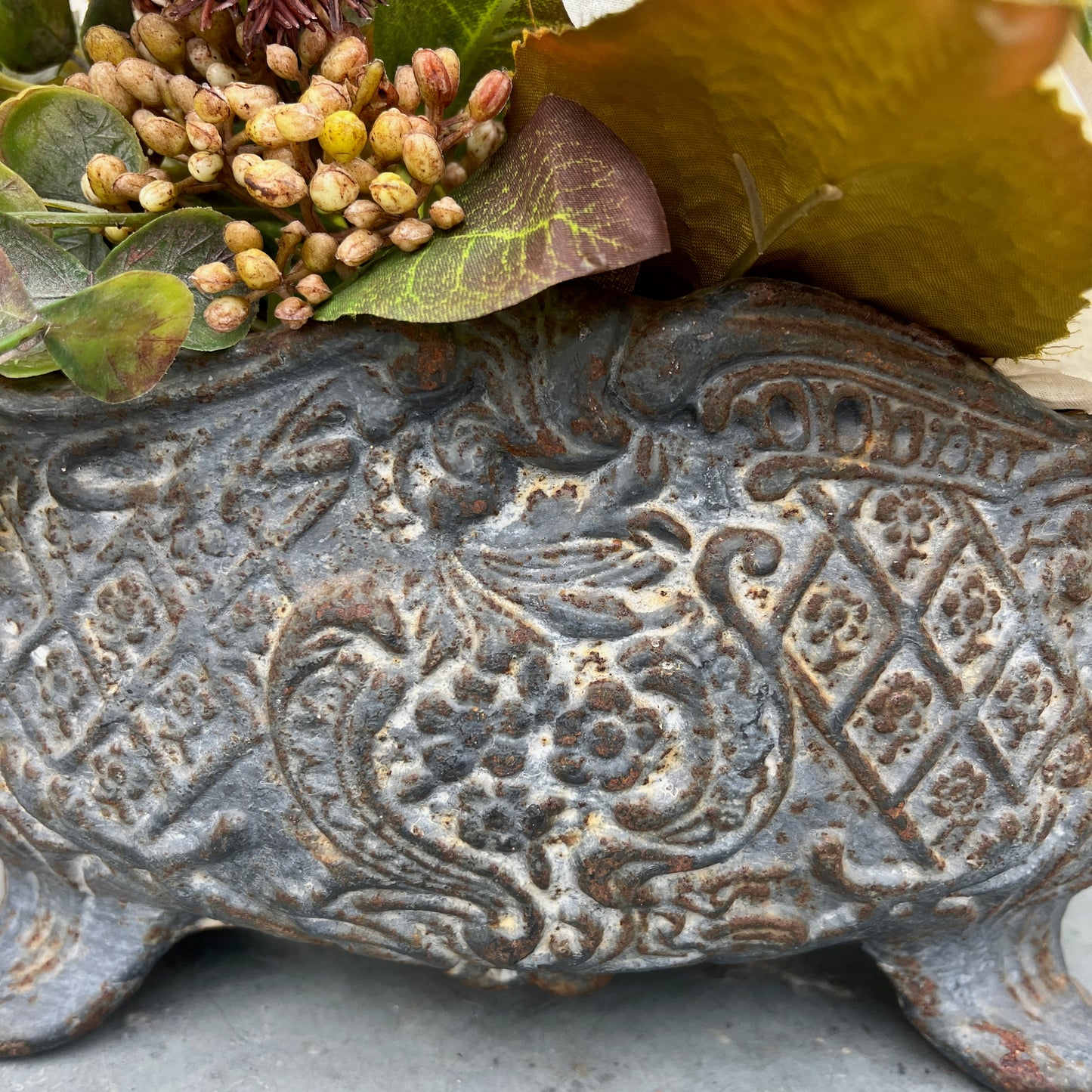Very decorative vintage French jardinere which sits on four legs, ideal for potting plants