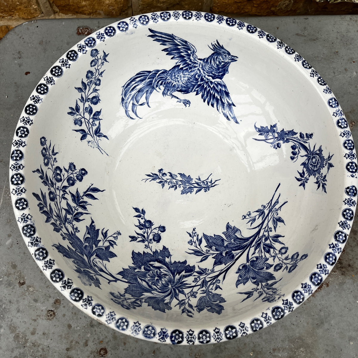 Antique French Sarreguemines blue and white transferware wash jug and bowl, decorated with a traditional cockerel pattern.
