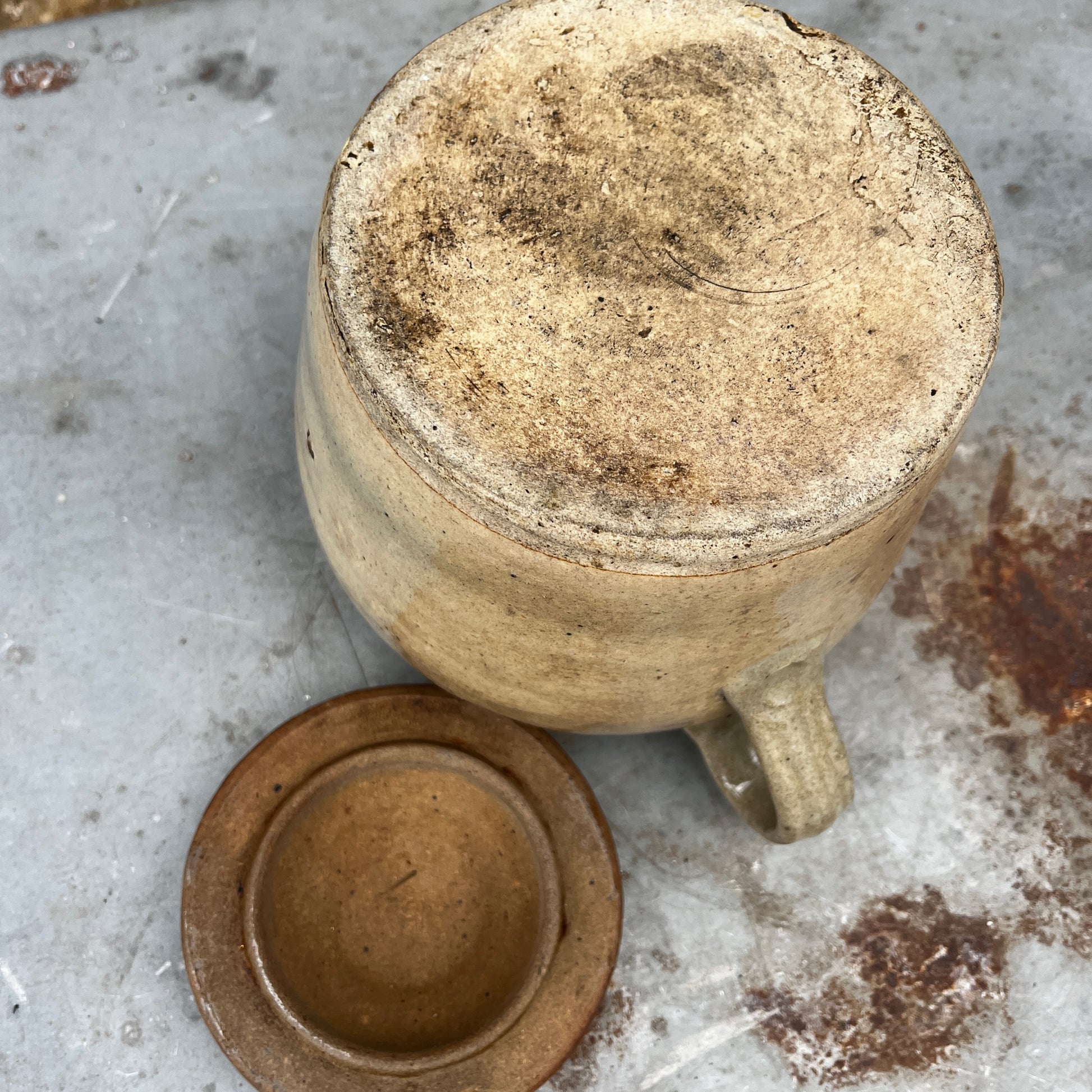 Unusual 19th-century antique French confit pot with lid, made of rustic ceramic and featuring a simple traditional design