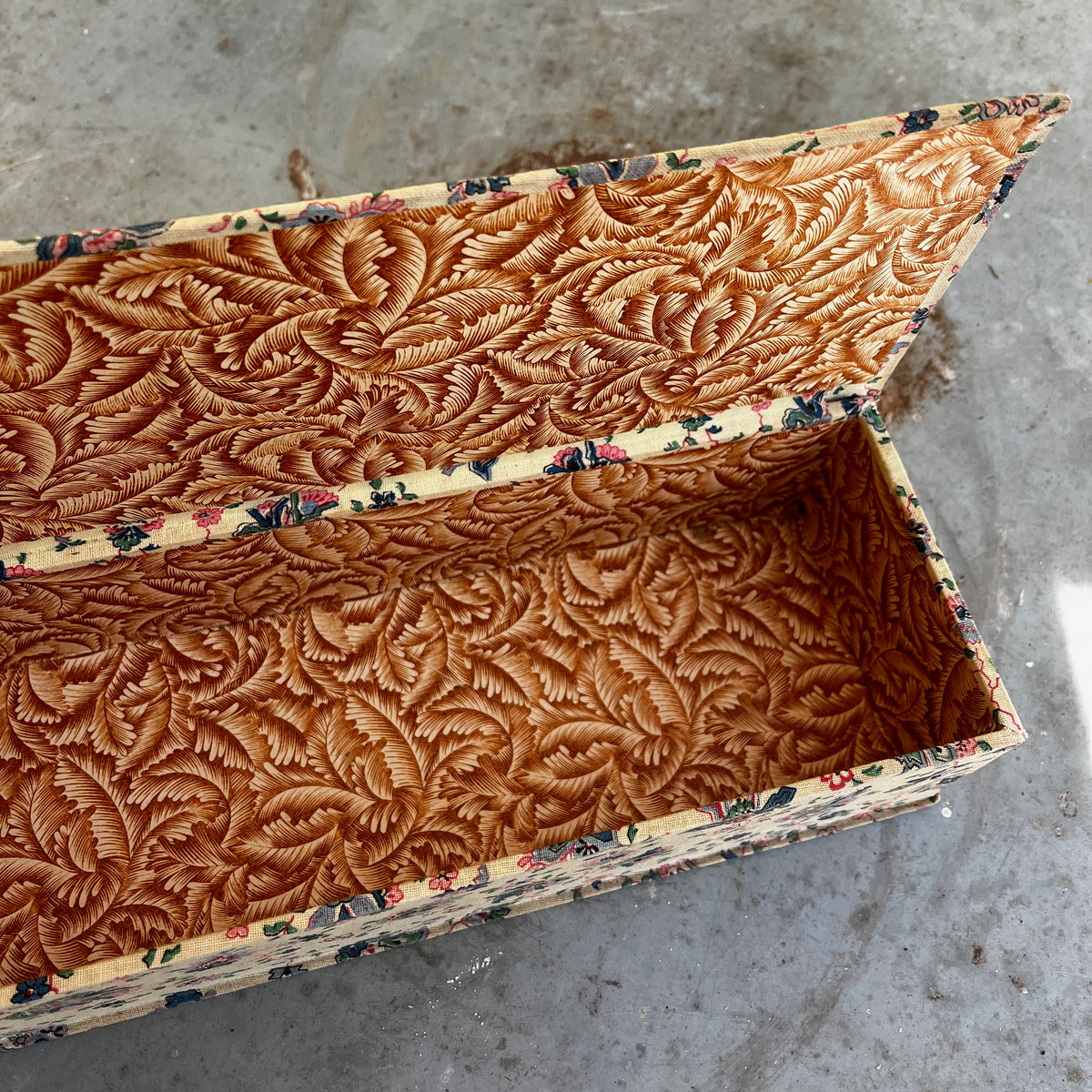 A Vintage French Fabric Covered Storage Box (Copy)
